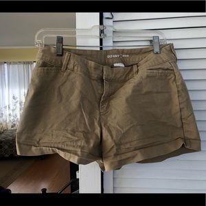 Old navy pixie shorts - beige